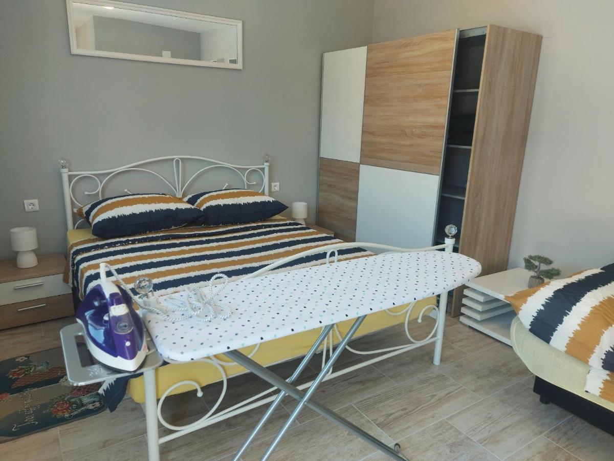 Studio Apartment Palmira Ližnjan Екстериор снимка
