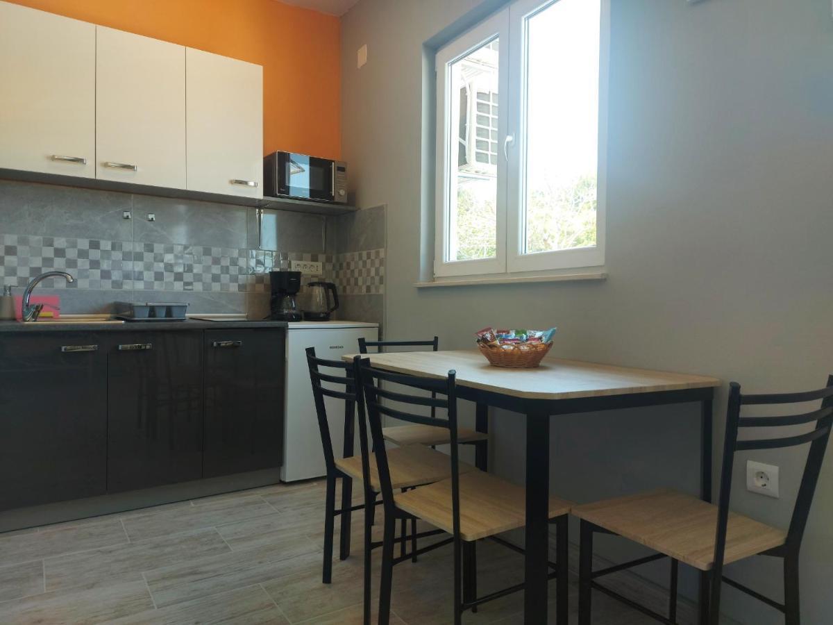 Studio Apartment Palmira Ližnjan Екстериор снимка